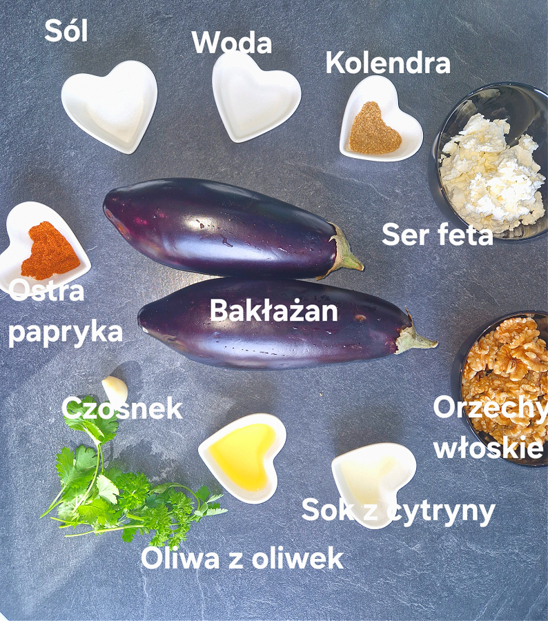 Składniki na roladki – bakłażan, ser, orzechy, zioła, przyprawy